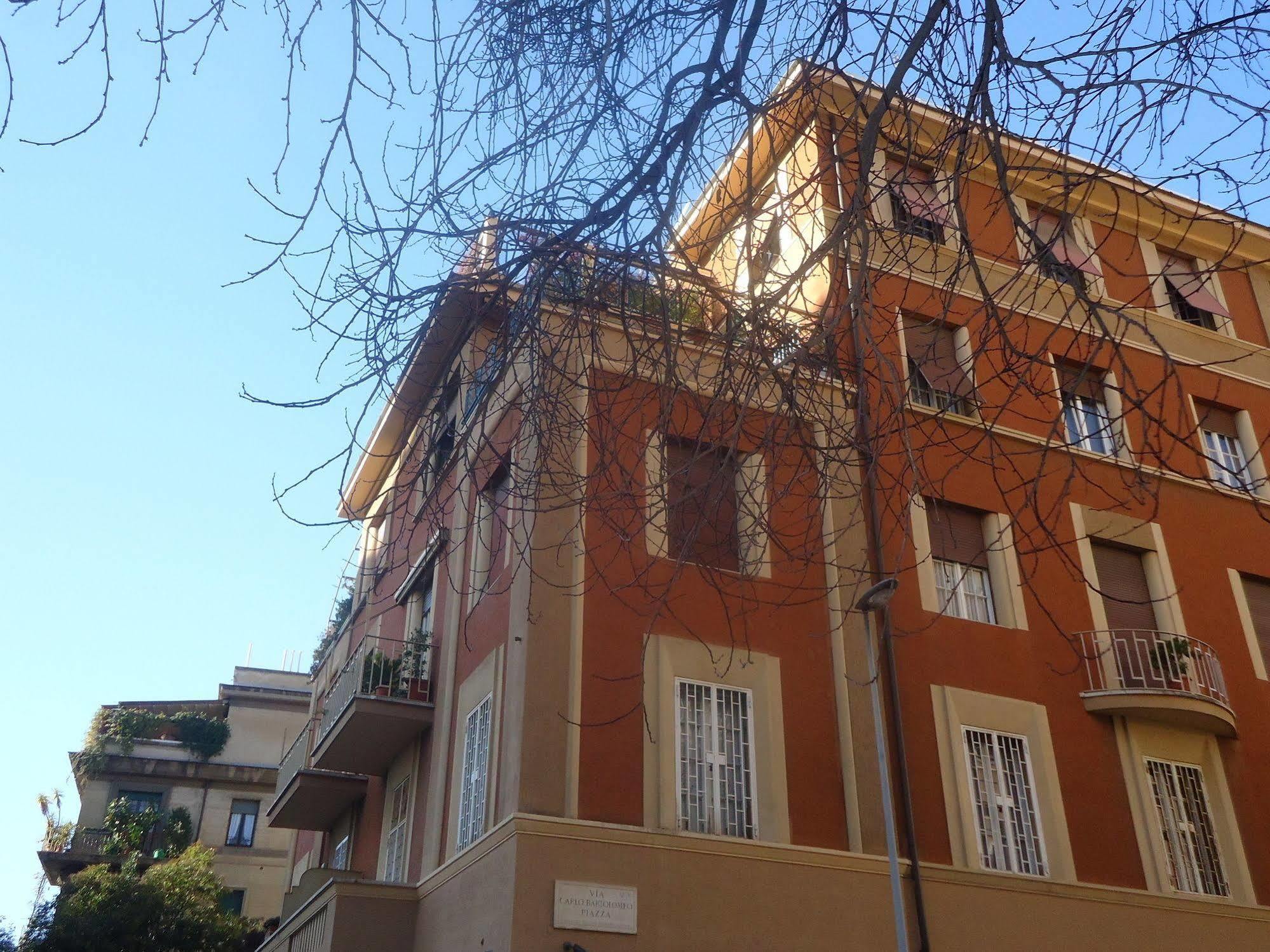 Dea Roma Inn Exterior photo
